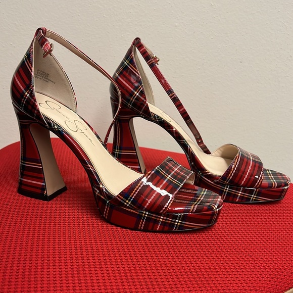 Jessica Simpson NEW Fonilda Patent Vegan Leather Tartan Plaid Platform Heels - Picture 2 of 4